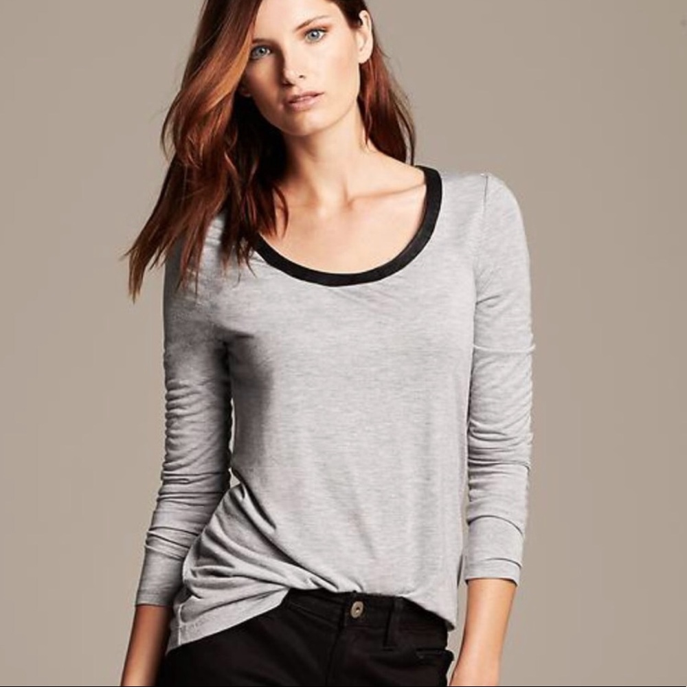 Banana Republic Gray Long Sleeve Tee
